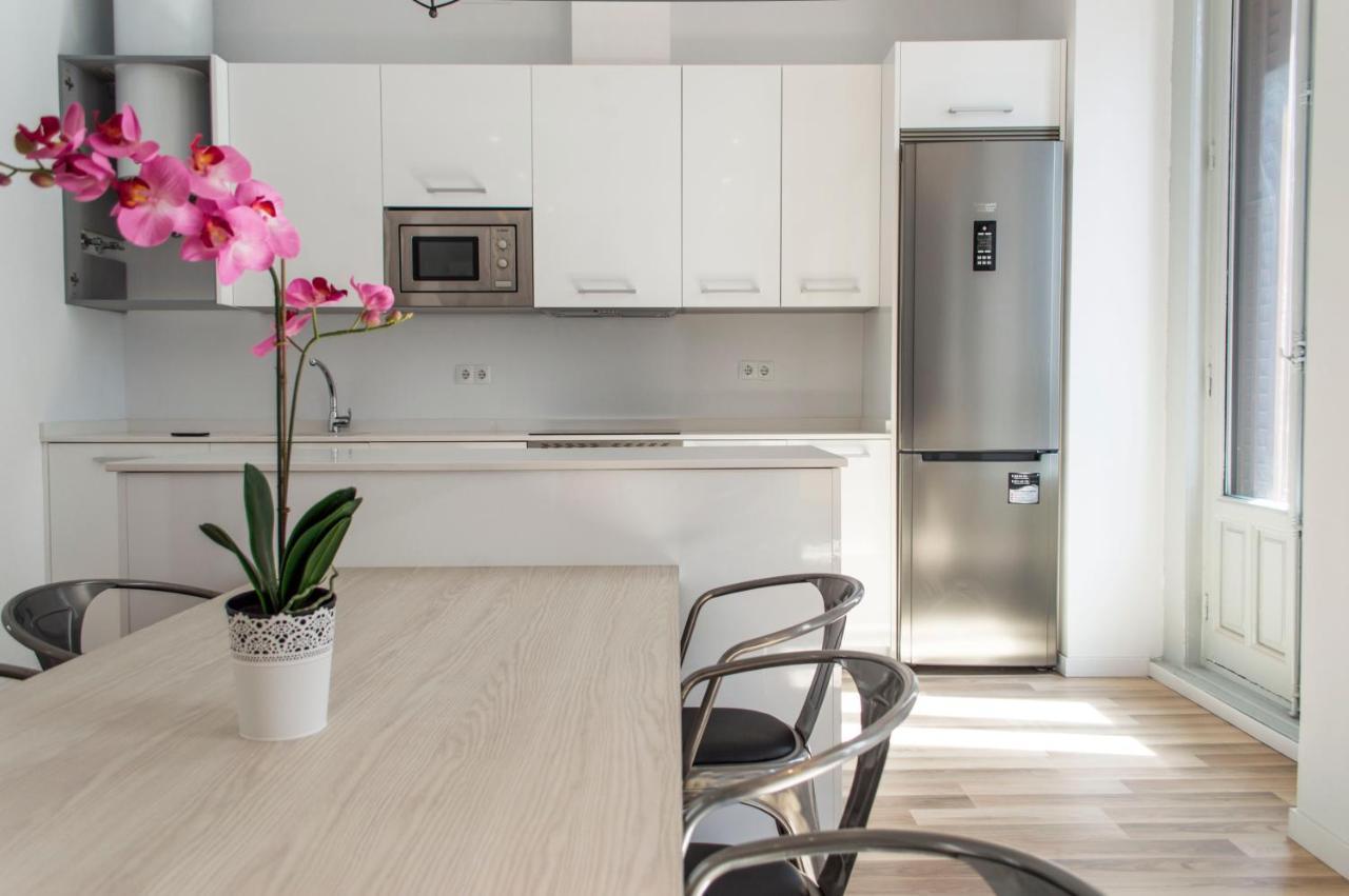 For You Rentals New Design Apartment Temporal Puerta Del Sol Pre10C มาดริด ภายนอก รูปภาพ