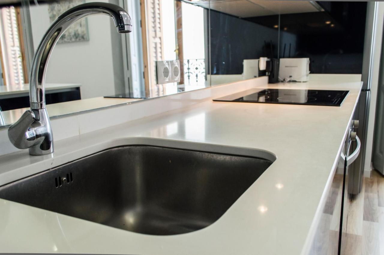 For You Rentals New Design Apartment Temporal Puerta Del Sol Pre10C มาดริด ภายนอก รูปภาพ